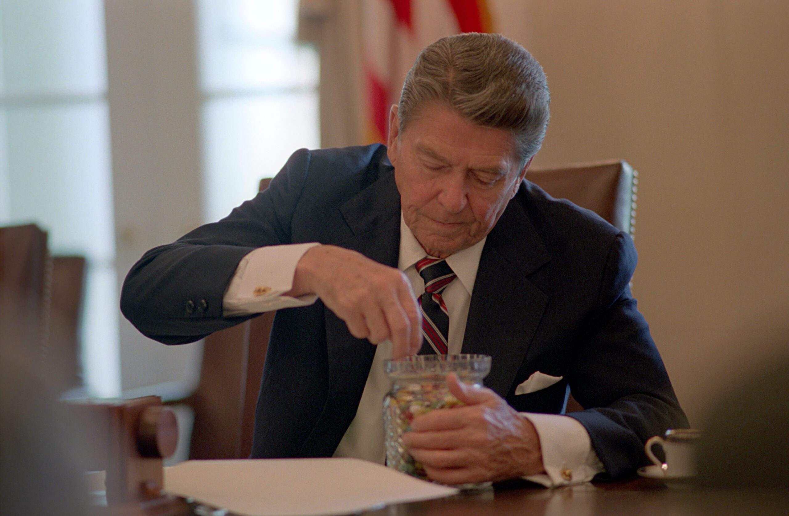 president ronald reagan eating jelly beans